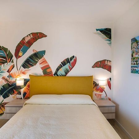 Petra Luxury Sorrento B&B ภายนอก รูปภาพ