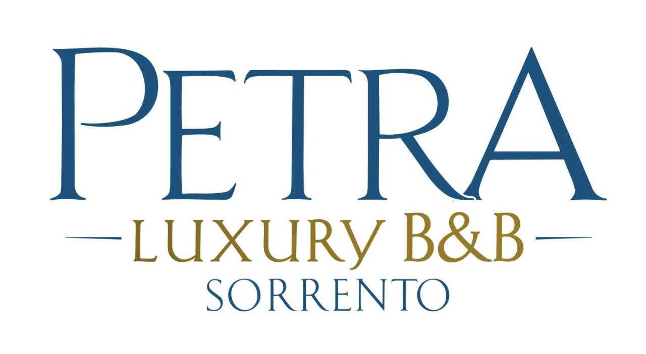 Petra Luxury Sorrento B&B ภายนอก รูปภาพ