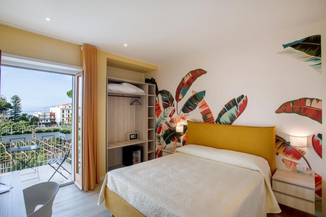 Petra Luxury Sorrento B&B ภายนอก รูปภาพ