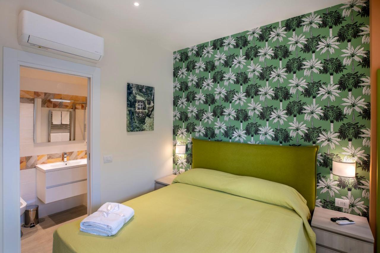 Petra Luxury Sorrento B&B ภายนอก รูปภาพ