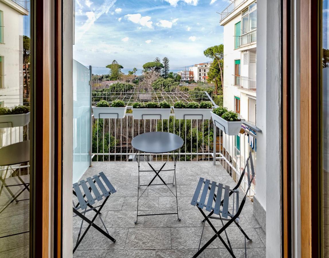 Petra Luxury Sorrento B&B ภายนอก รูปภาพ